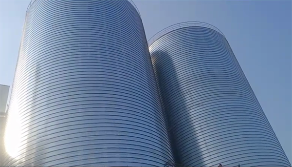 未央2座混凝土高架卷板仓